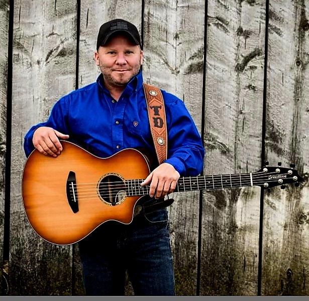 Tucker - Guitar